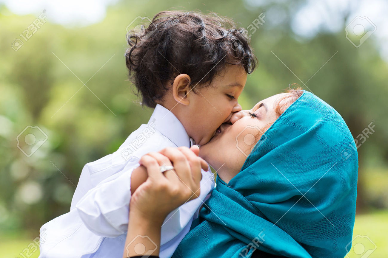 27489500-muslim-mother-kissing-her-baby-boy-close-up-Stock-Photo-family-mom-mother