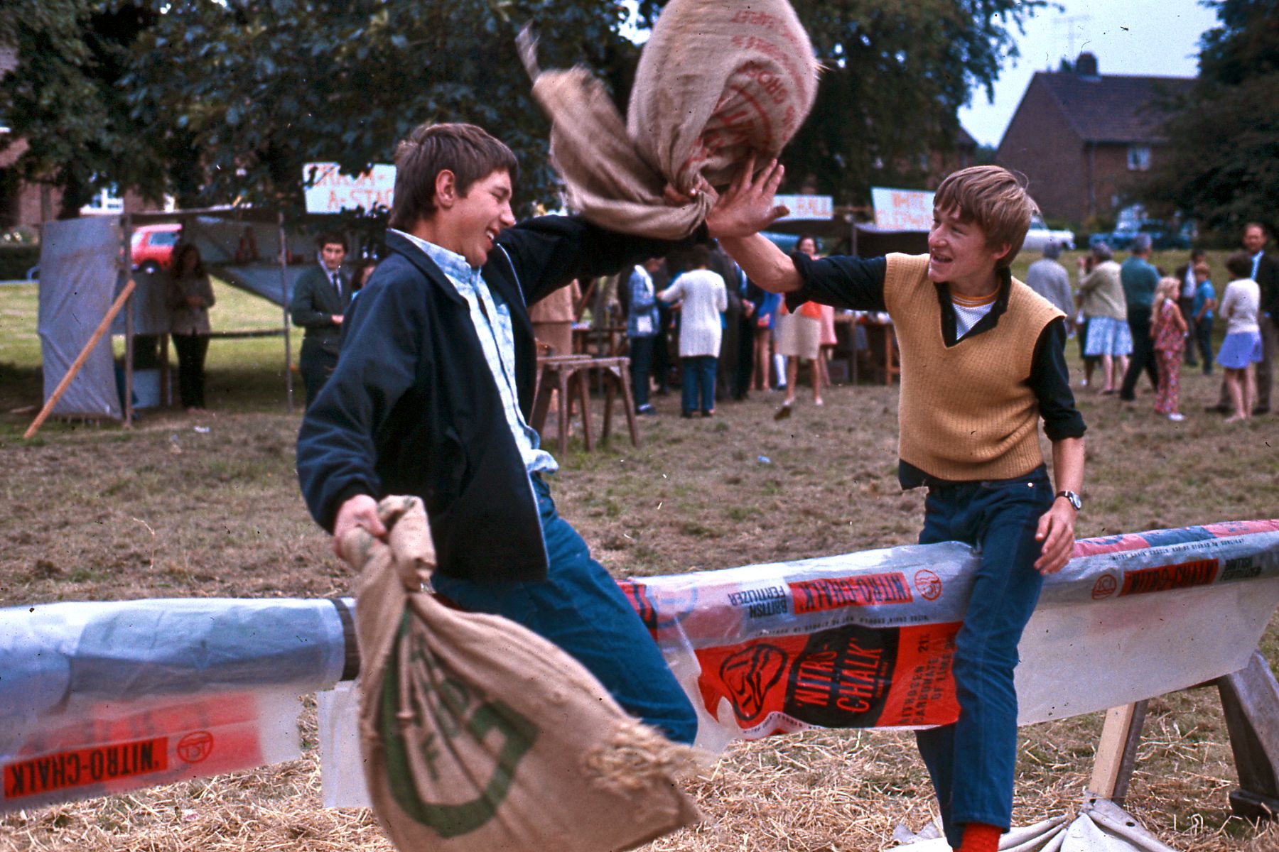 pillow_fight_at_english_country_fair_1971