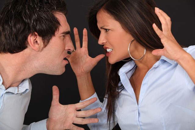 arguing-couples